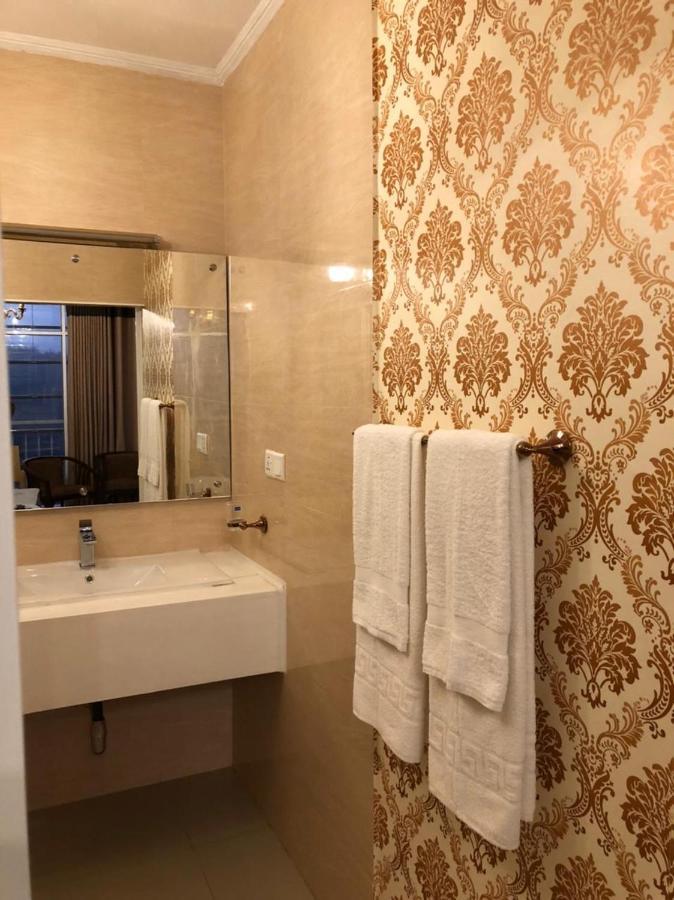 Hotel Bonavista Нувара Елия Екстериор снимка