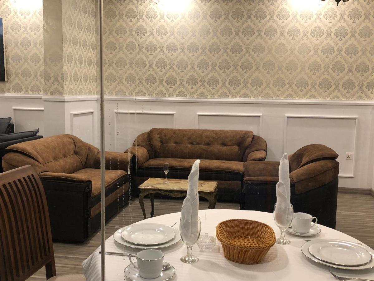 Hotel Bonavista Нувара Елия Екстериор снимка